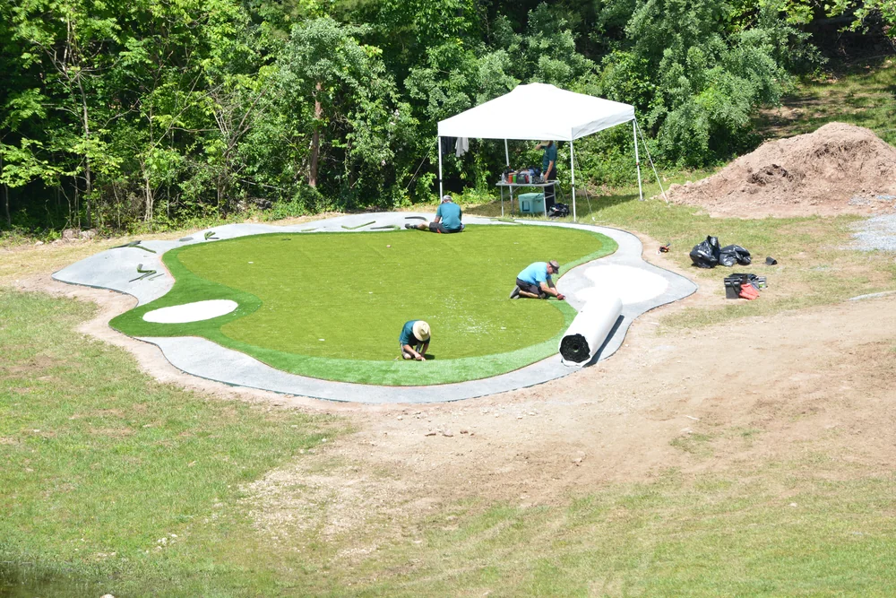 What to Expect With a Professional Artificial Turf Installation in Albuquerque